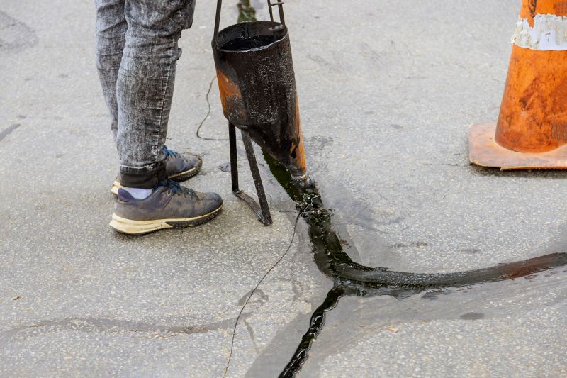 Hot Tar Driveway Sealing in Fort Myers, FL